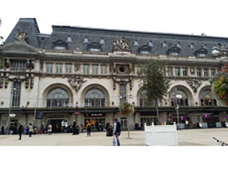 Rénovation-et-modernisation-d%u2019infrastructures-ferroviaires