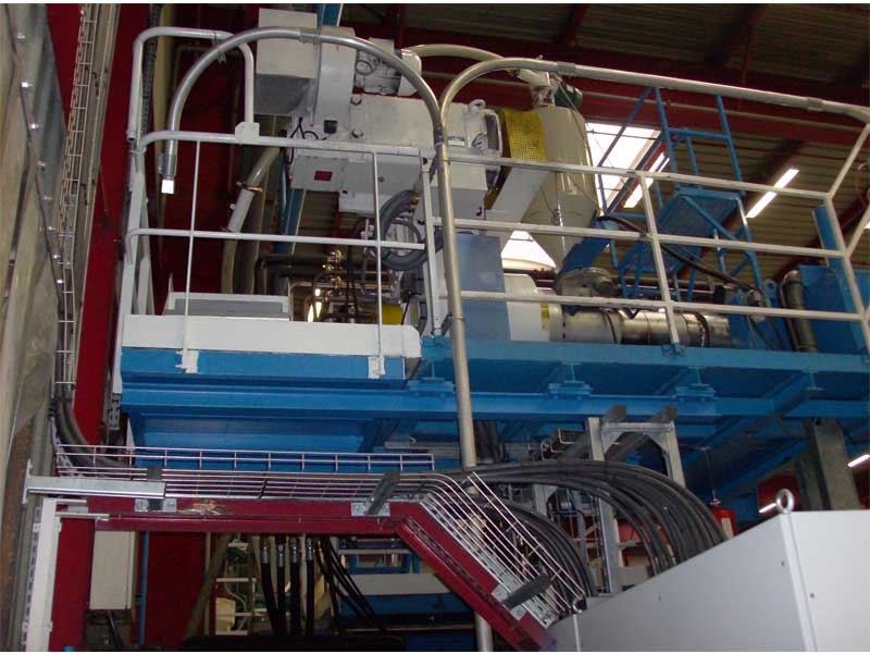 Retrofit souffleuse multicouche usine PLASTIC OMNIUM